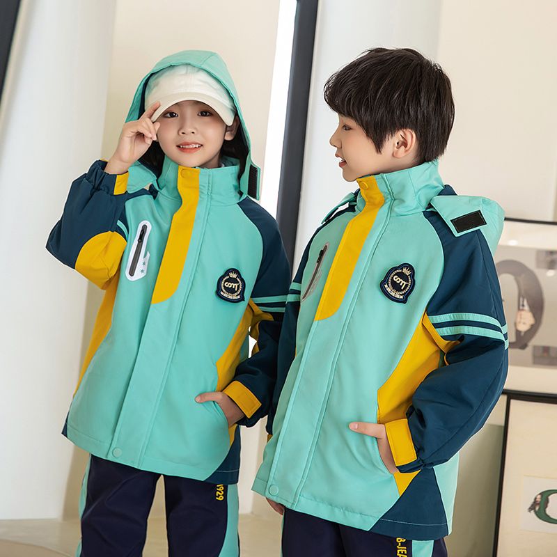 The uniform school uniforms of the elementary school contain the internal three -piece set of children's class clothes to retain