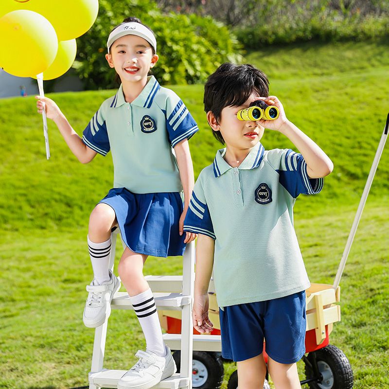 Primary school students in summer pure cotton stripes matching and customized badge school uniform short sleeves