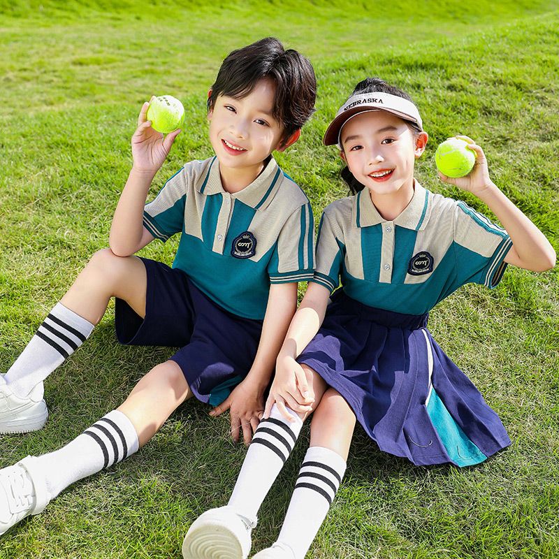 Primary school students in summer pure cotton stripes matching and customized badge school uniform short sleeves fresh