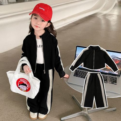 Fashionable Summer Sports Suit for Girls - Short Sleeve Jacket and Pants Set for Traveling and Sports