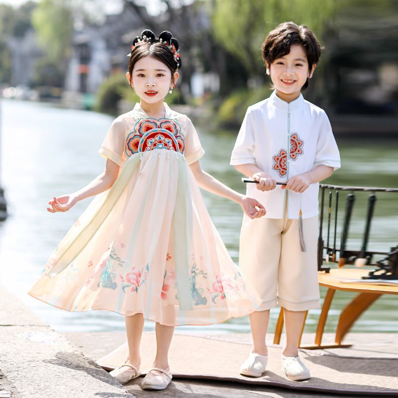 Children's ancient Hanfu Chinese -style national summer elementary school students' national performance