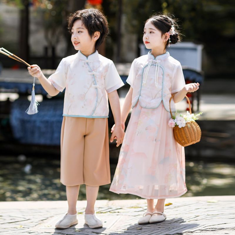 Children's ancient Hanfu Chinese -style national summer elementary school service national performance third grade