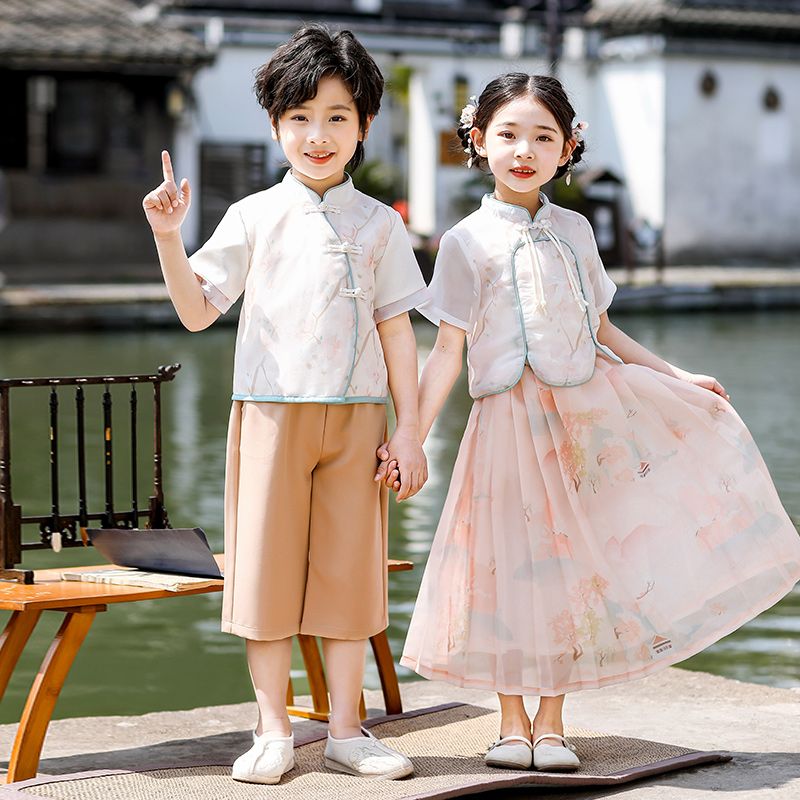 Children's ancient Hanfu Chinese -style national summer elementary school service national performance third grade