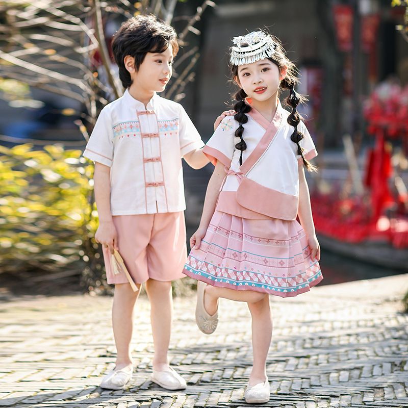 Children's ancient Hanfu Chinese -style national summer elementary school students performed third grades