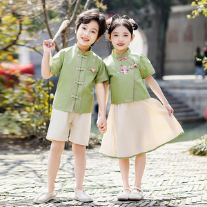 Children's ancient Hanfu Chinese -style national summer elementary school students performed in the second grade