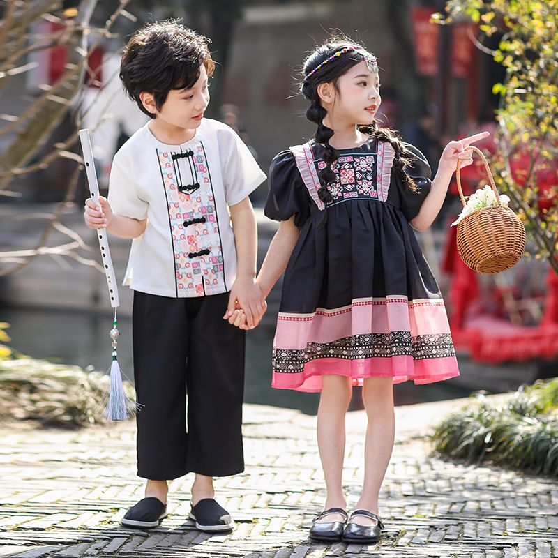 Children's ancient Hanfu Chinese -style national summer elementary school students performed first grade