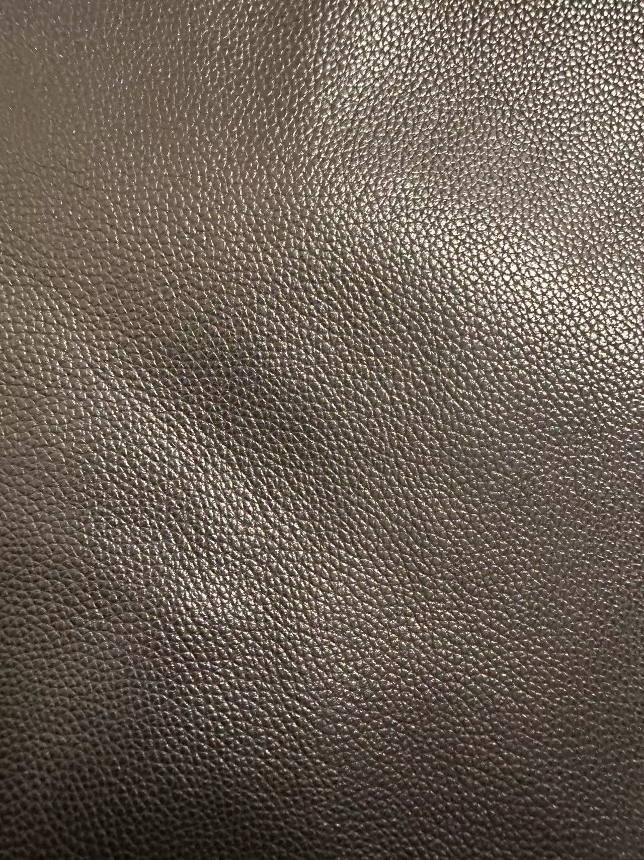 COWHIDE Embossed diamond grain cowhide