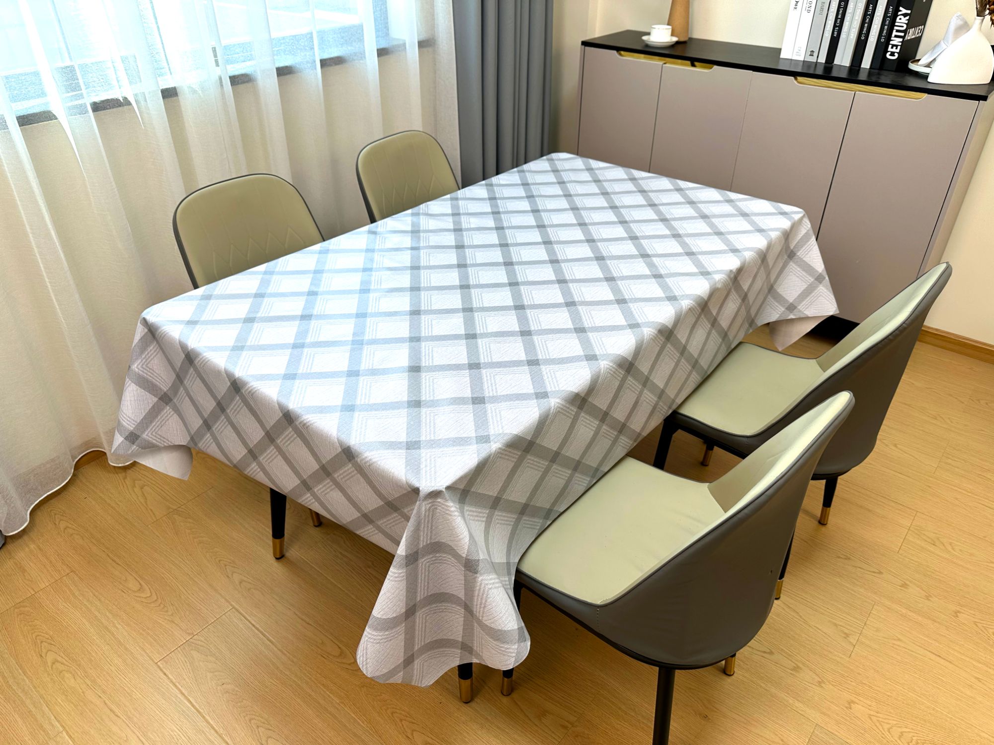 New Wholesale Custom square Table Clothes Polyester Printed Fade Resistant Tablecloths for Decor Kitchen Accessories