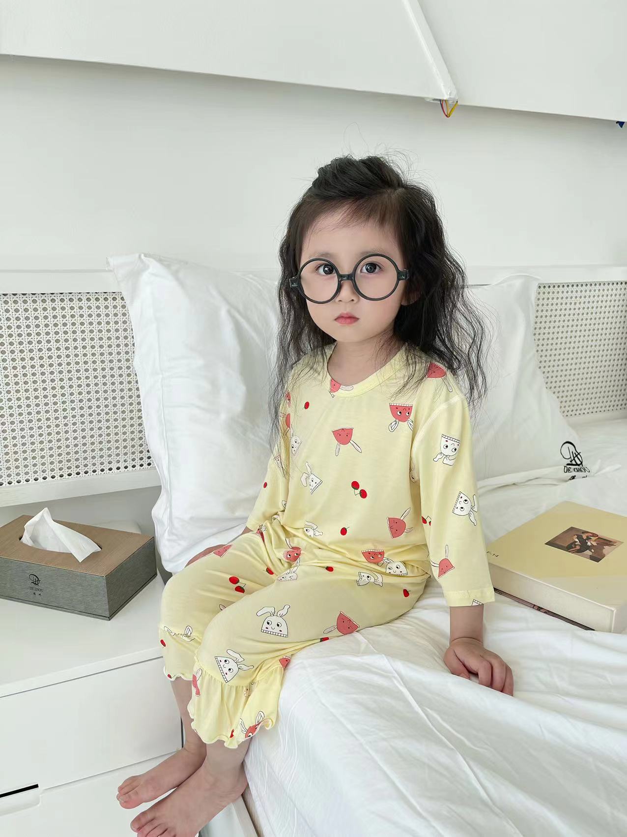 Kawaii Children's Pajamas Summer Cotton sleepwear Cute Cartoon Mid-sleeve capri pants Homewear Set