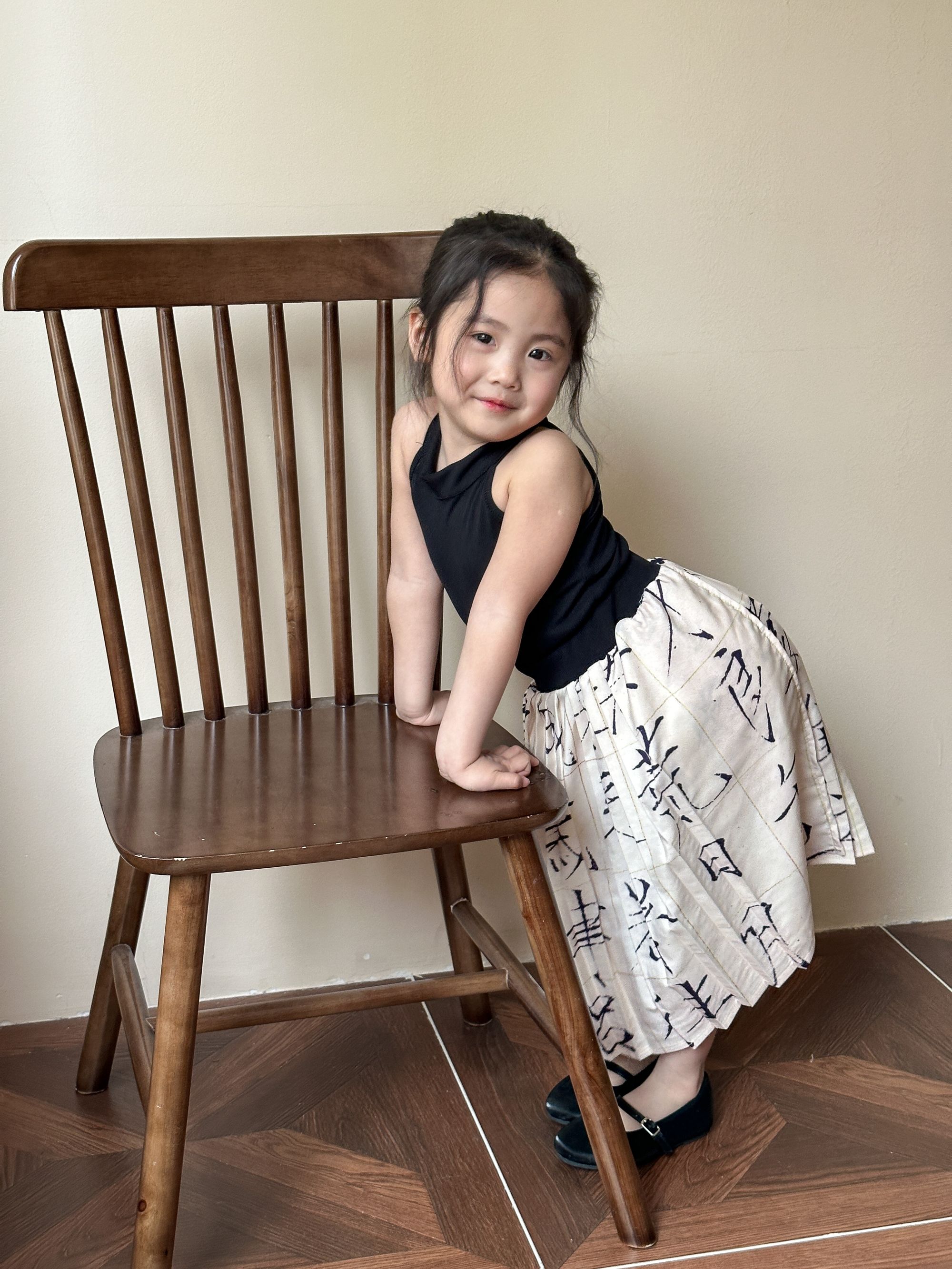 New Chinese style summer outfit for girls, pleated skirt, baby children's vest, two-piece set