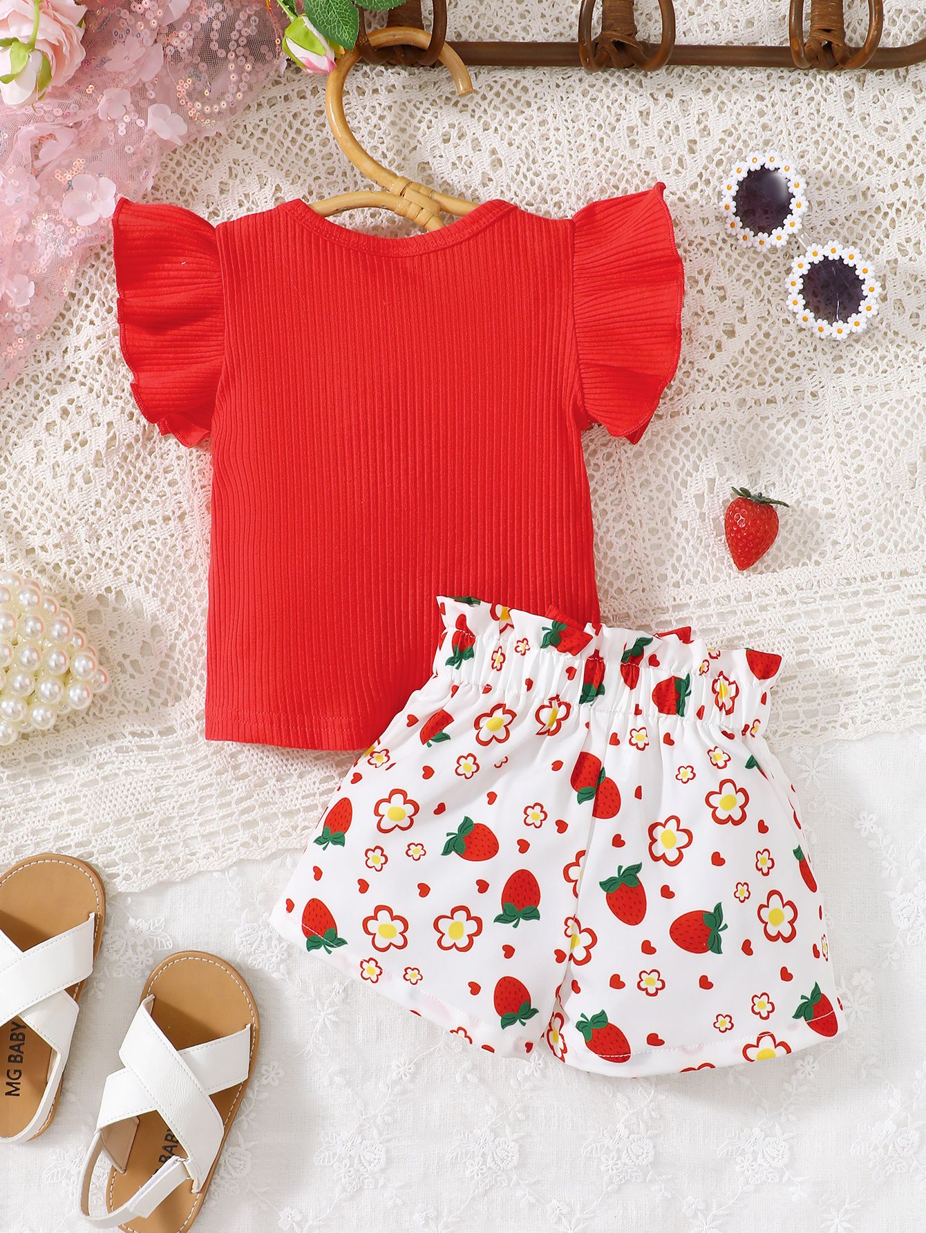 High quality Summer Children's Two-piece Suit Kid Girls Flying sleeve top + Floral Shorts Clothes Set