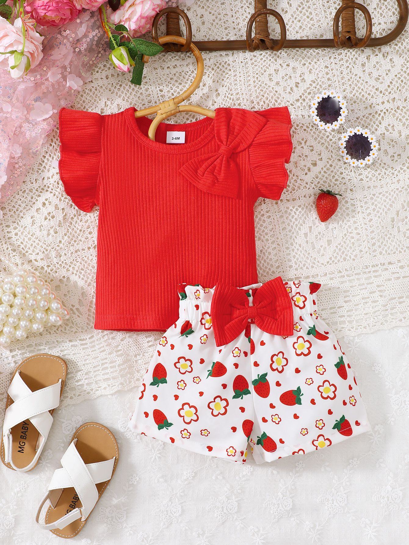 High quality Summer Children's Two-piece Suit Kid Girls Flying sleeve top + Floral Shorts Clothes Set