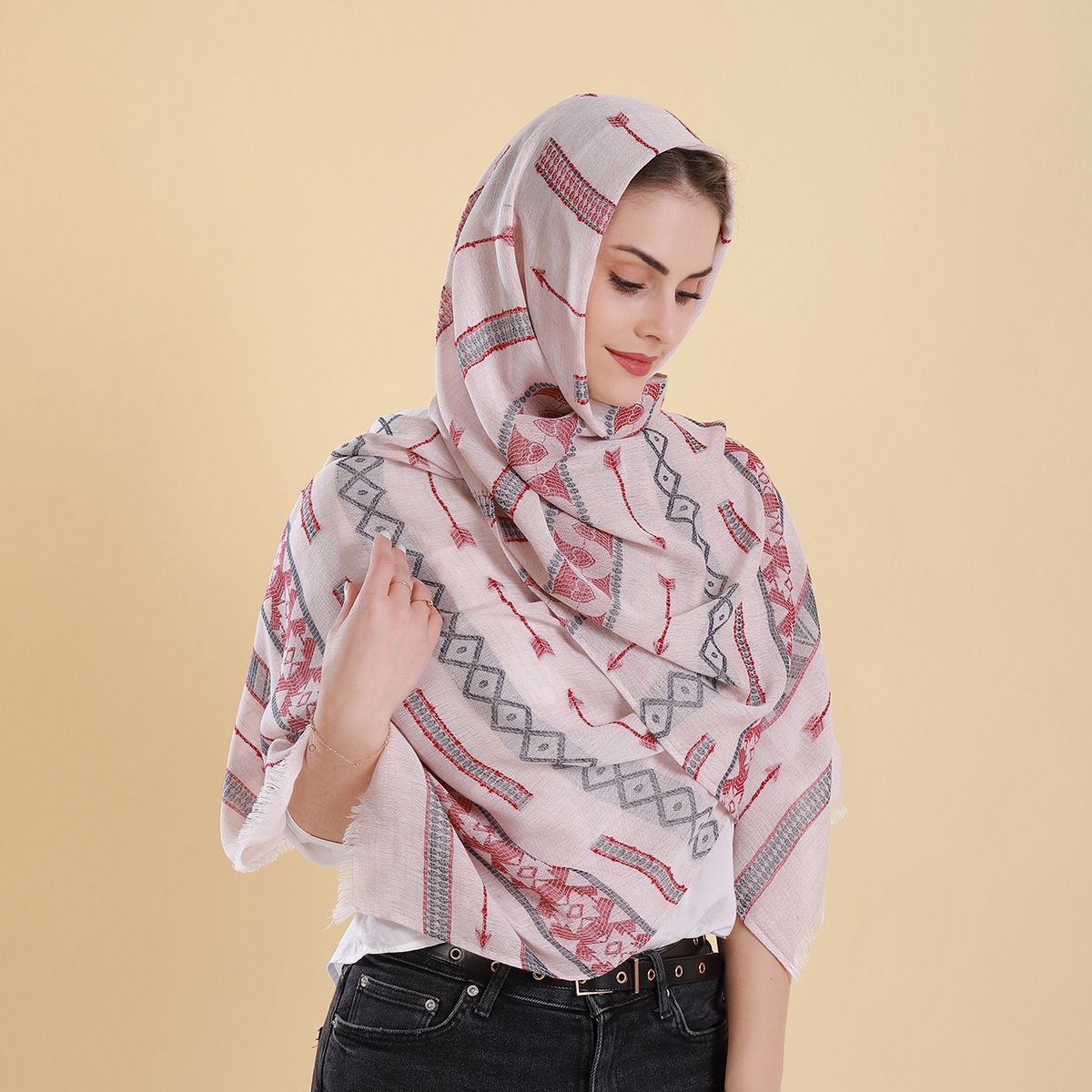 new cotton jacquard thin scarf Middle East Muslim headscarf spot wholesale sample custom