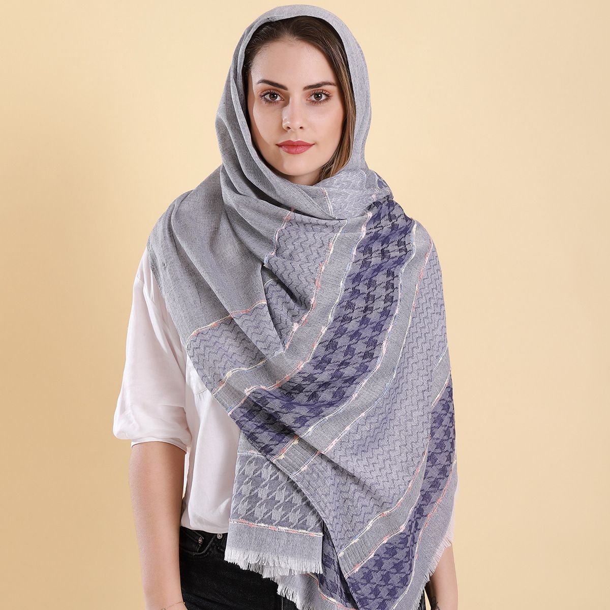 new thousand bird checkered gauze scarf Middle East Muslim headscarf