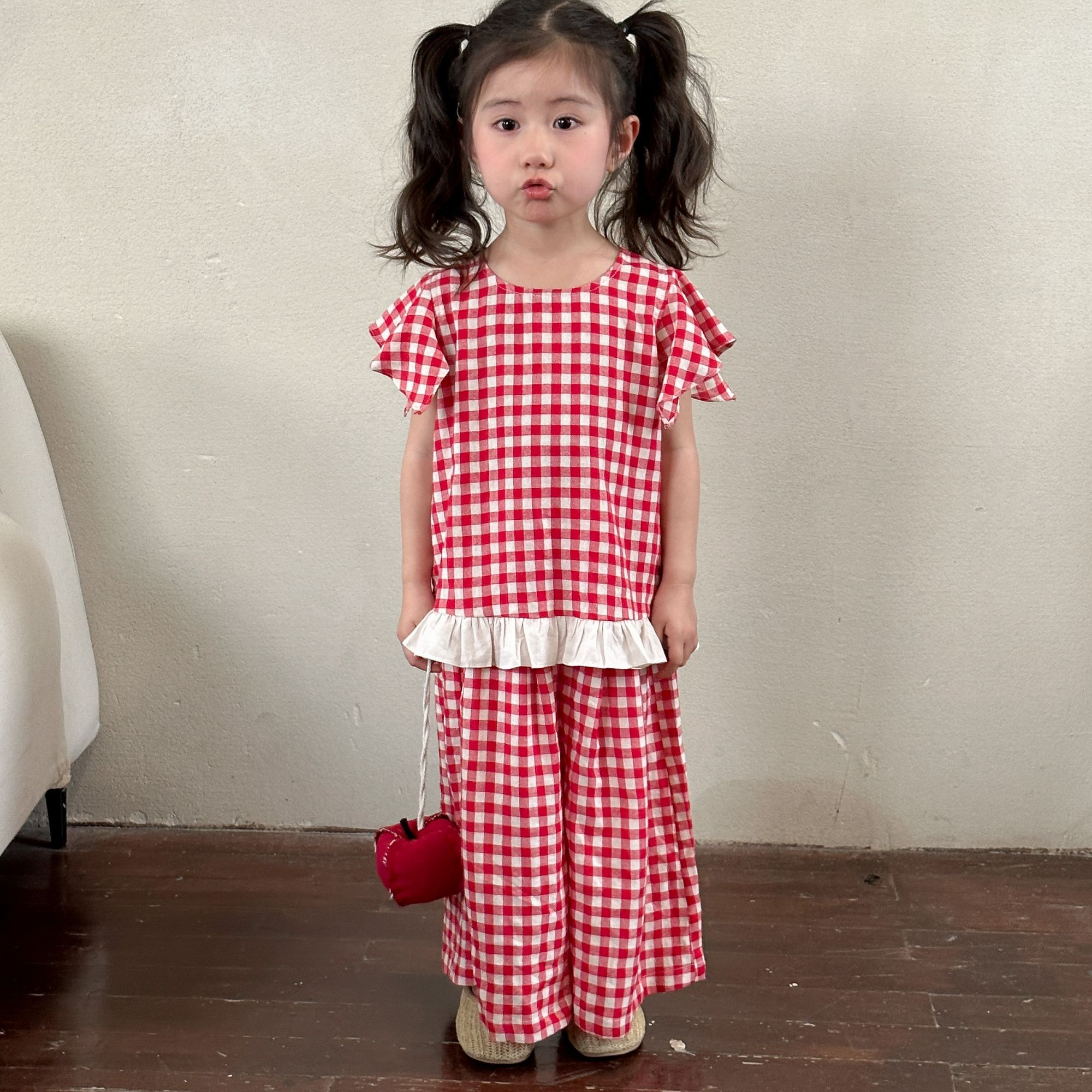 Girls' Summer Set with Western Style Grid 2024 New Summer Dress Casual Baby Girl Clothes Children's Flying Sleeve Wide Leg Pants