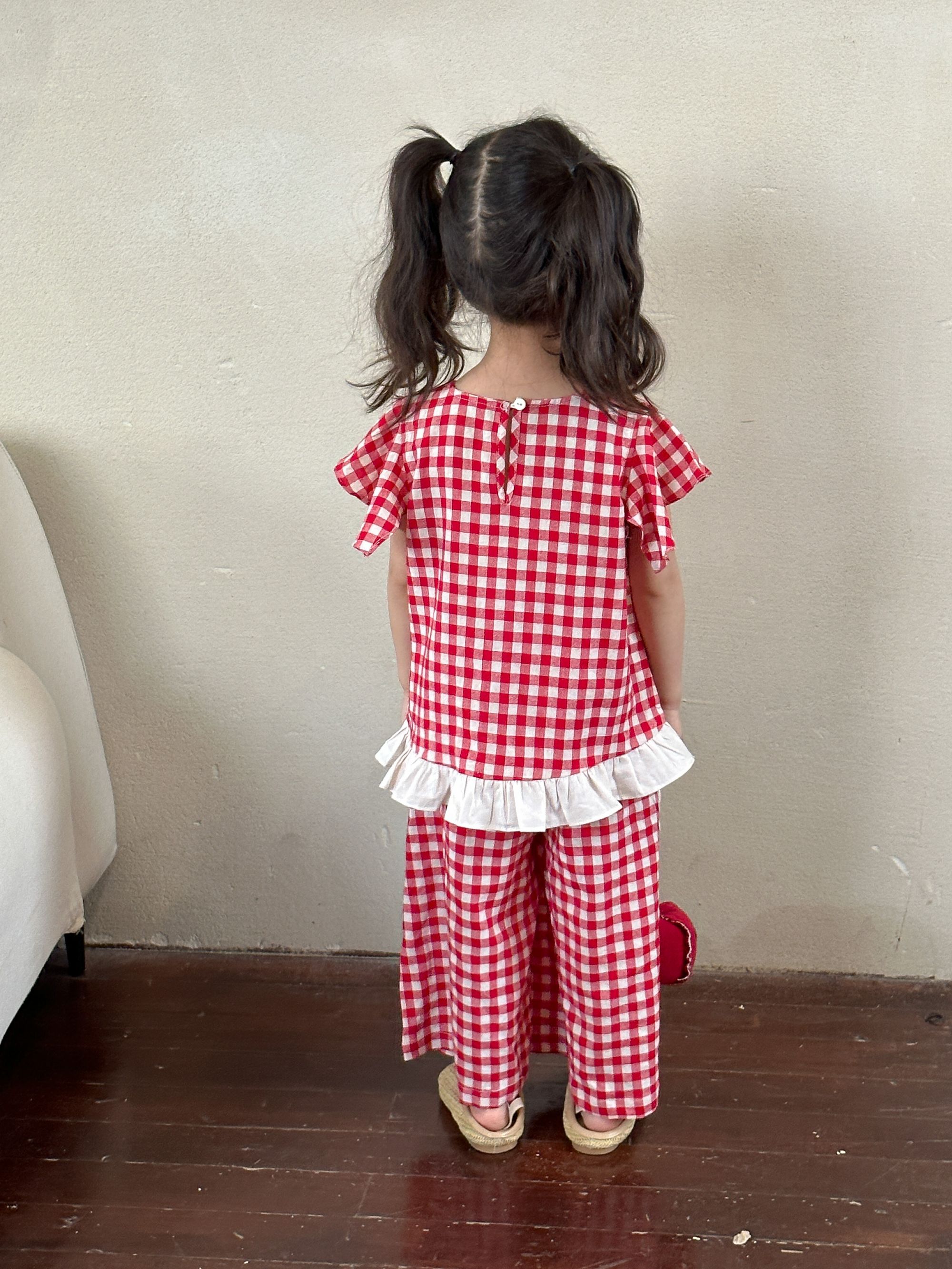 Girls' Summer Set with Western Style Grid 2024 New Summer Dress Casual Baby Girl Clothes Children's Flying Sleeve Wide Leg Pants