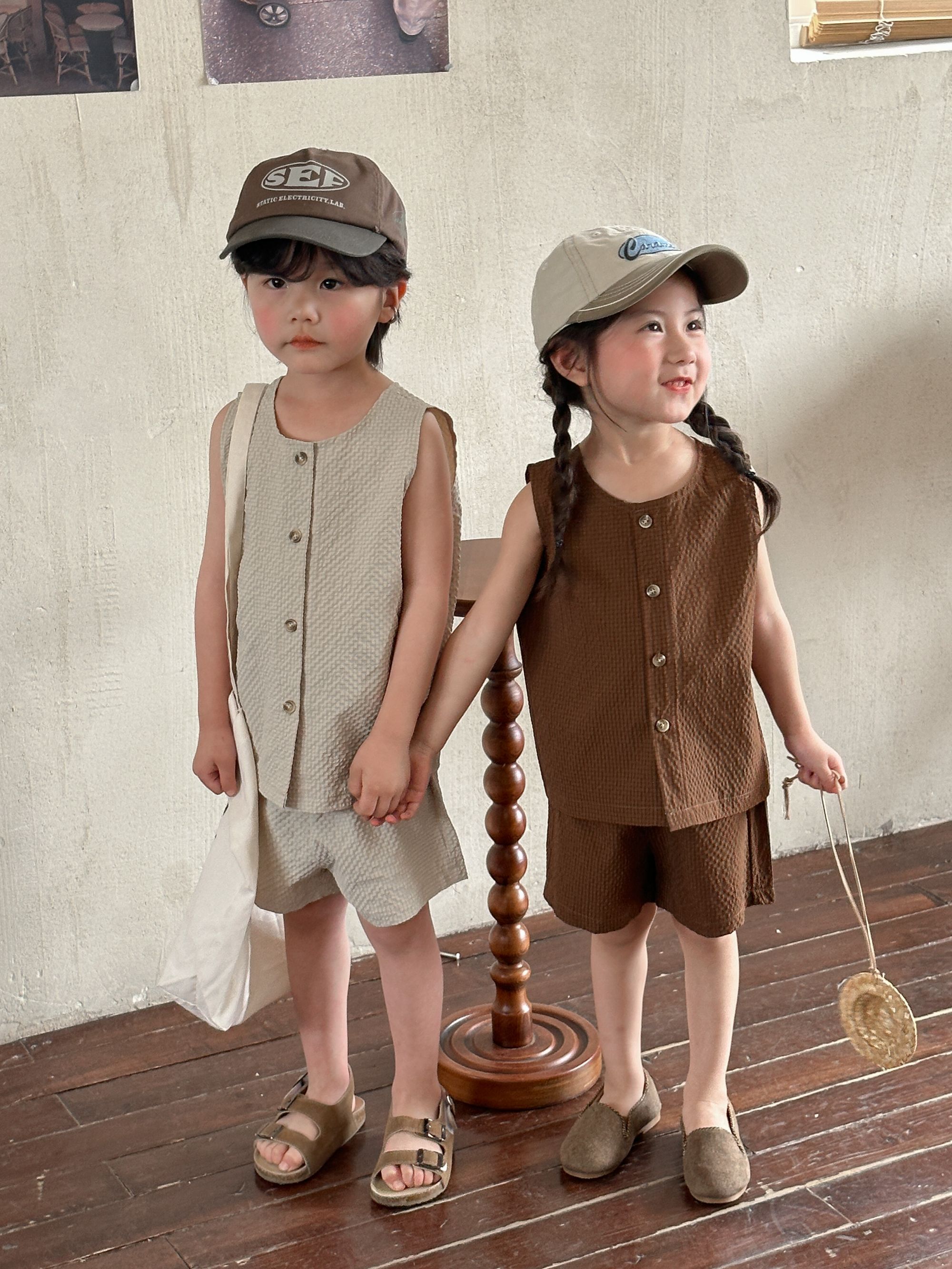 Children's summer set, Korean version of men's children's clothing, baby clothes, 2024 new style, girls' casual vest shorts