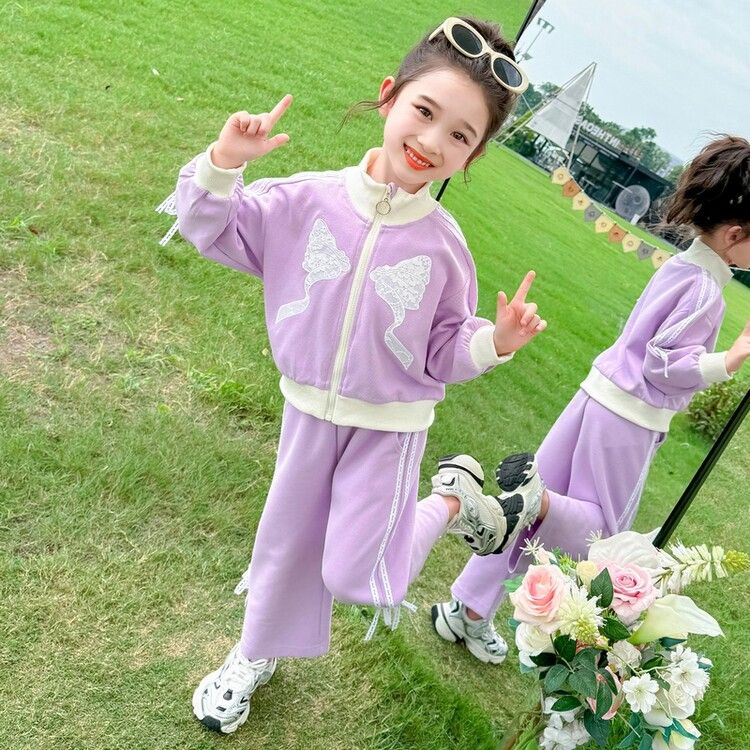 Girls' Fashionable Tracksuit Set - Cute and Comfortable Two-Piece Outfit withJacket and Pants