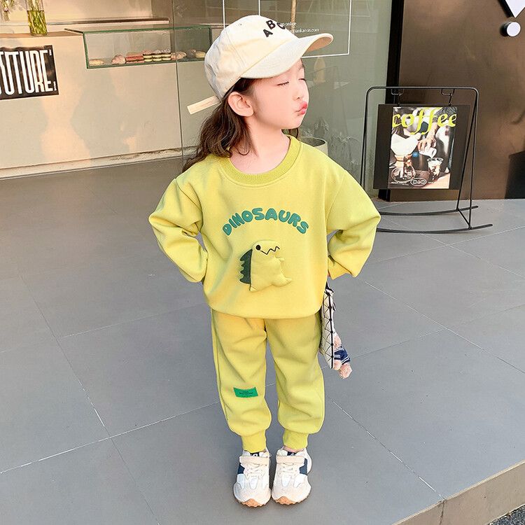 Girls' Dinosaur Print Sweatshirt and Jogger Pants Set Cozy Two-Piece Sportswear Outfit for Toddlers and Kids