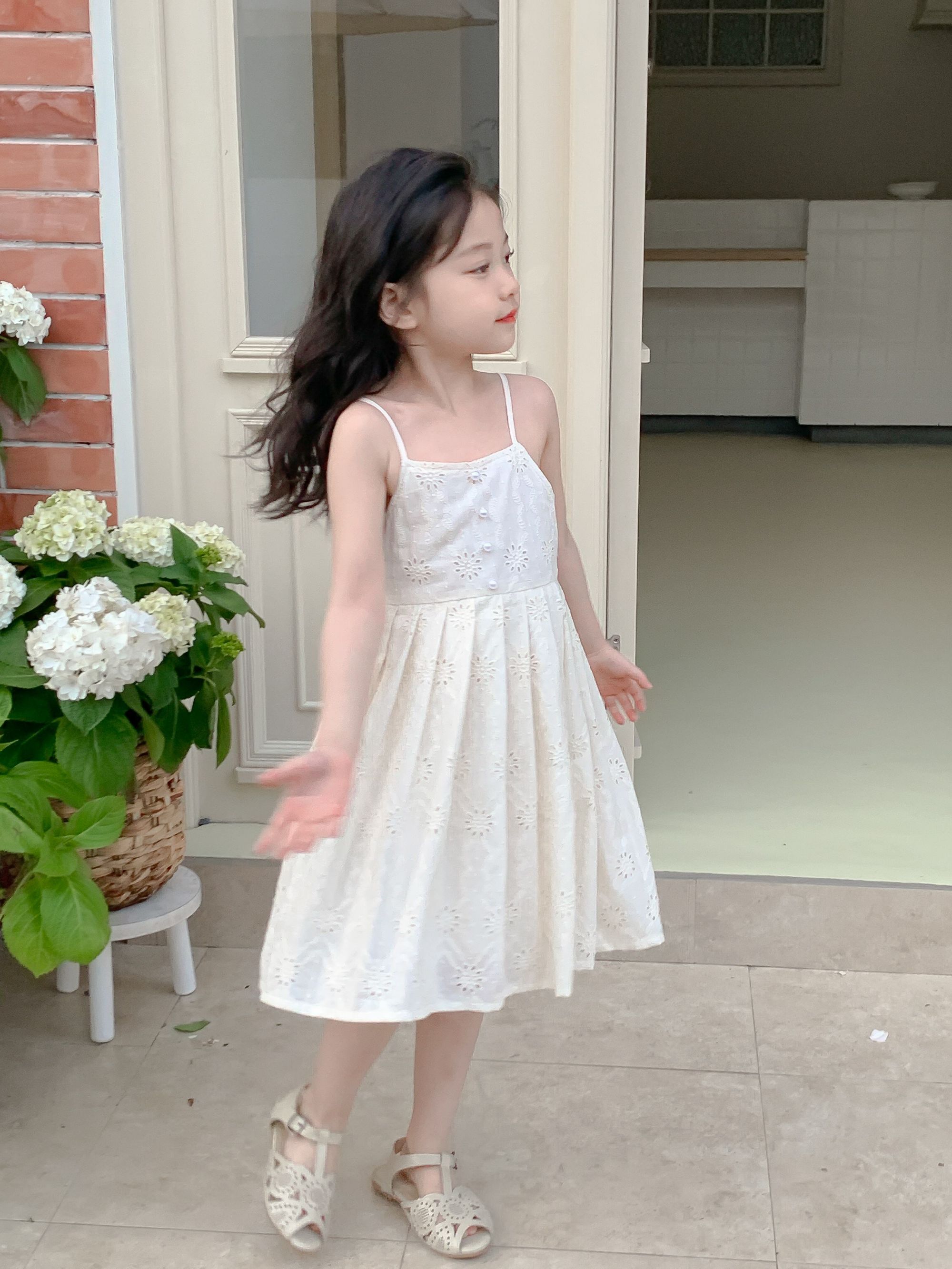 Summer Girls High Quality Dress Princess Custom Children Clothing Wholesale Sleeveless Beige Dress 66486