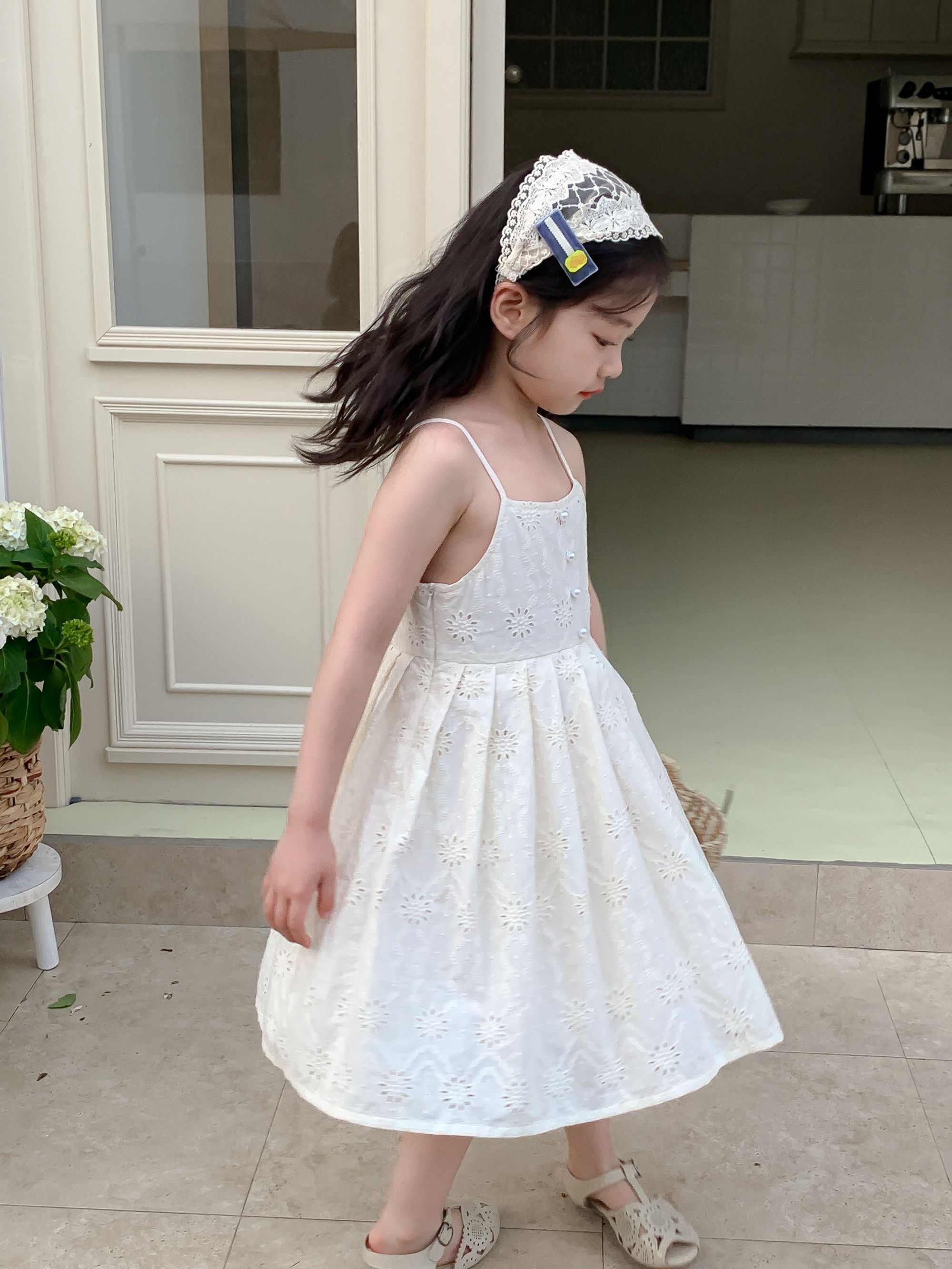 Summer Girls High Quality Dress Princess Custom Children Clothing Wholesale Sleeveless Beige Dress 66486