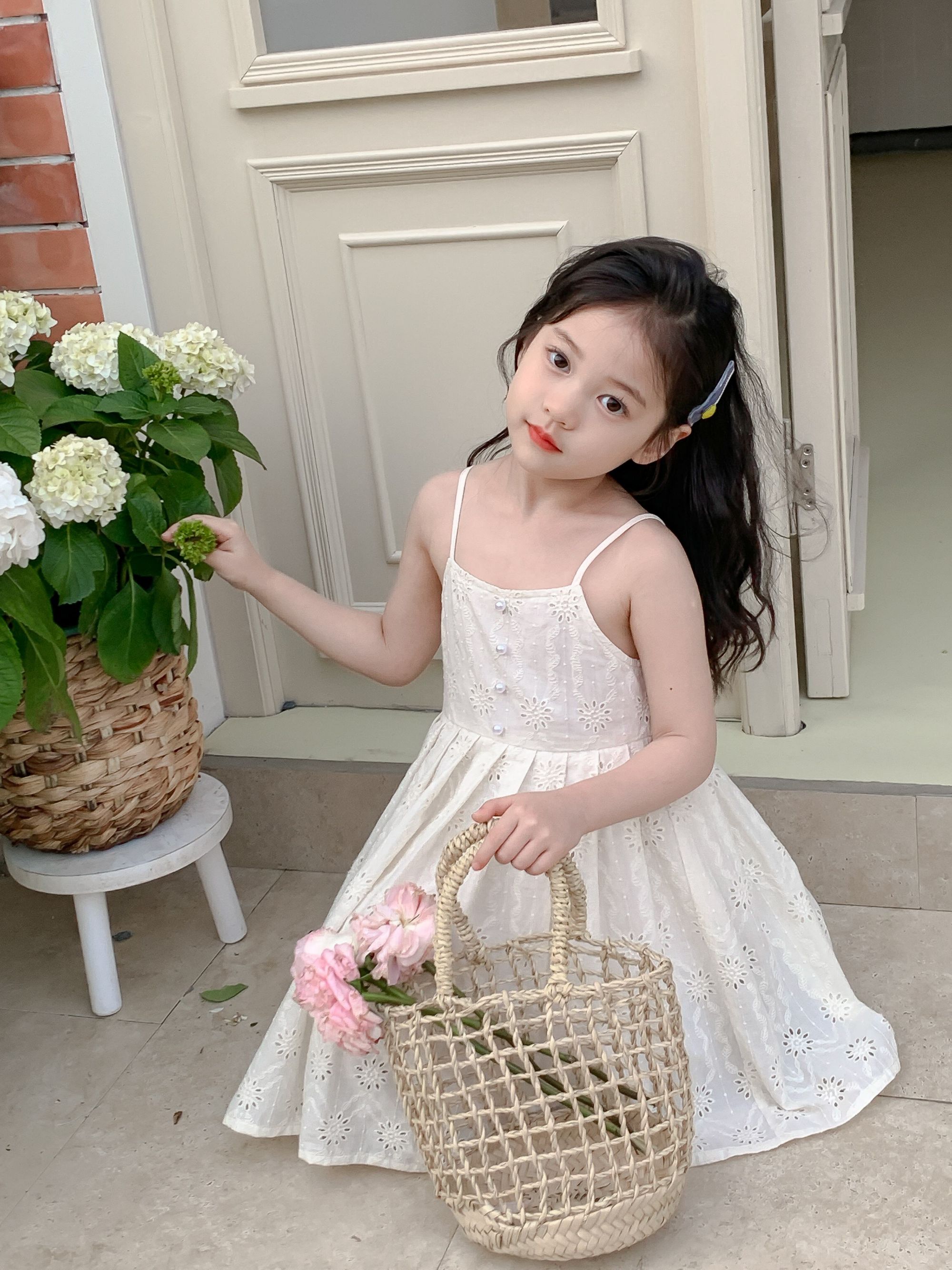 Summer Girls High Quality Dress Princess Custom Children Clothing Wholesale Sleeveless Beige Dress 66486