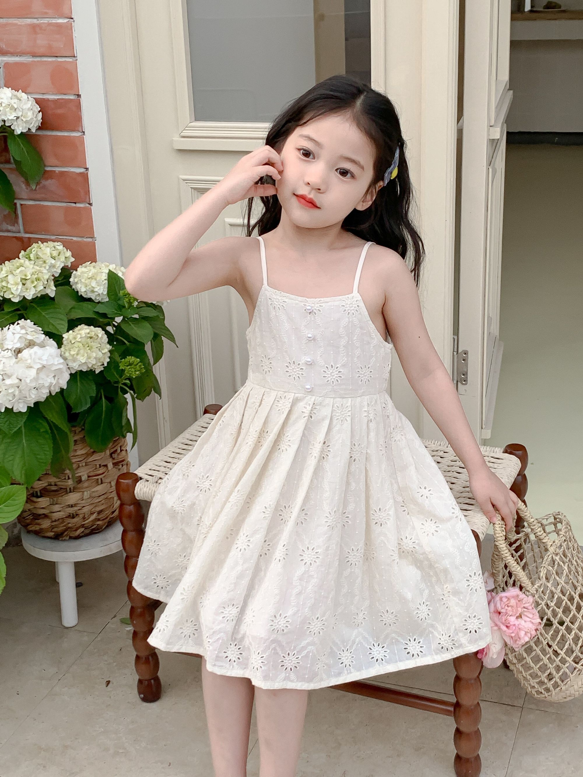 Summer Girls High Quality Dress Princess Custom Children Clothing Wholesale Sleeveless Beige Dress 66486