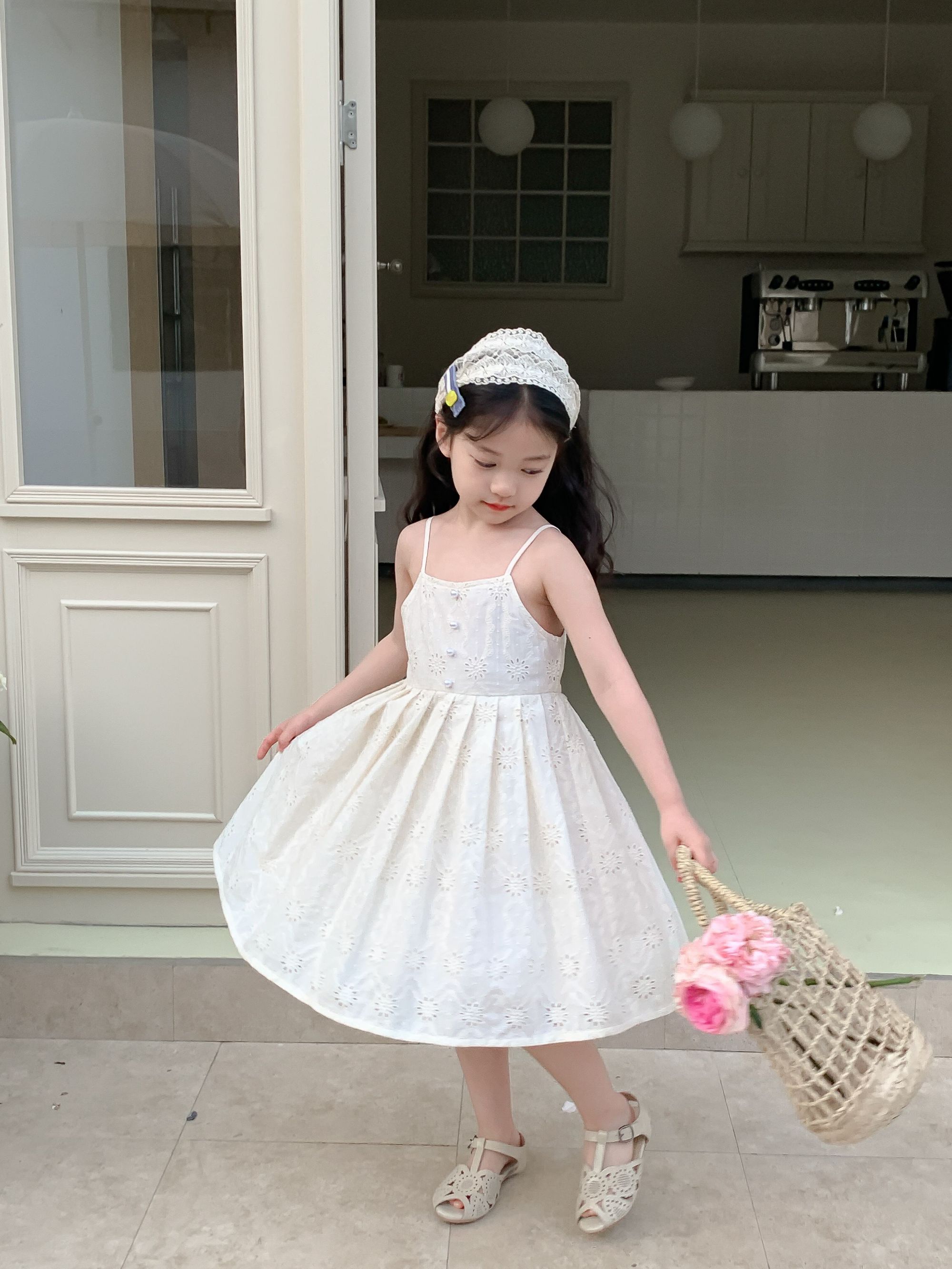 Summer Girls High Quality Dress Princess Custom Children Clothing Wholesale Sleeveless Beige Dress 66486