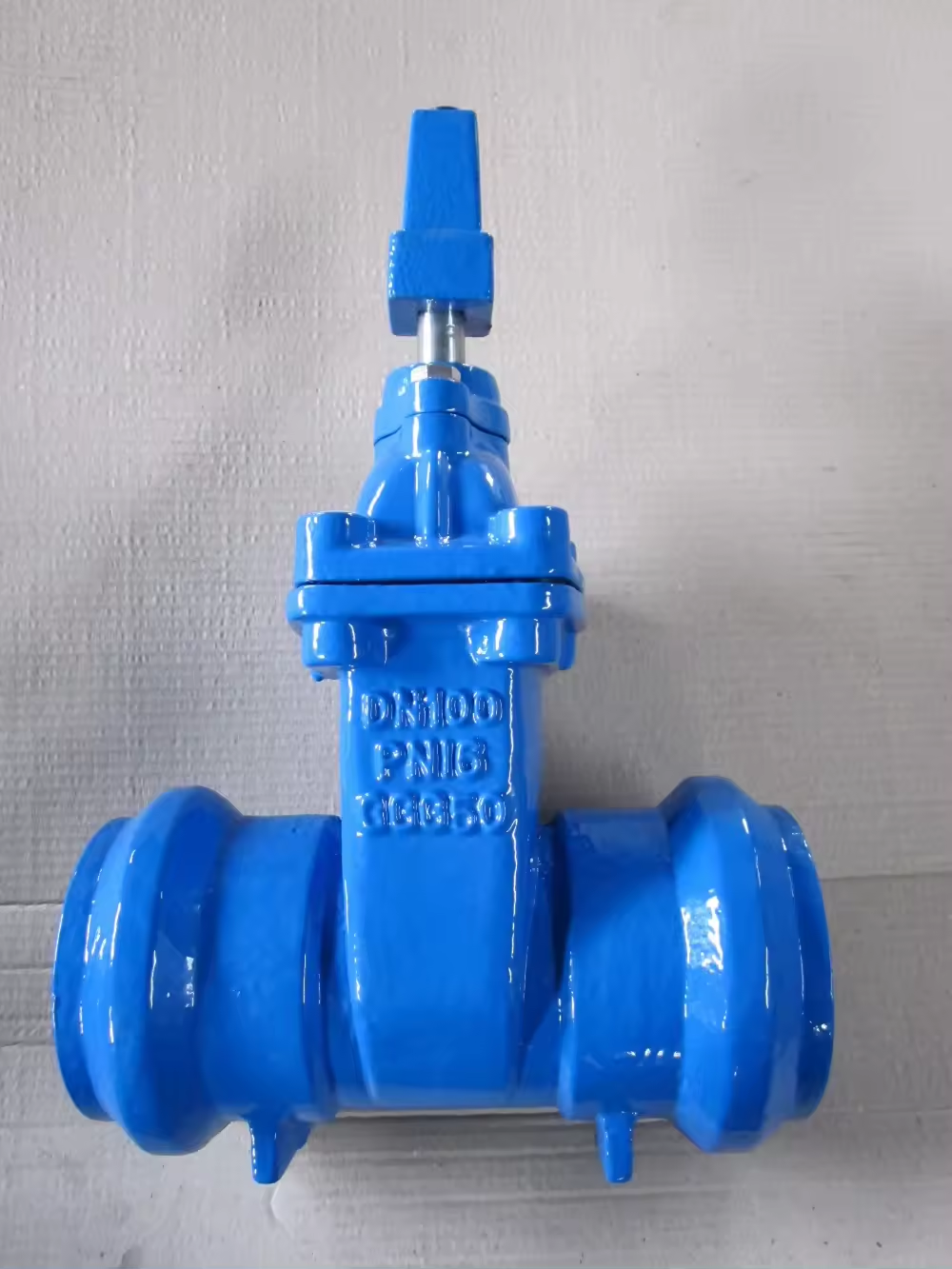 DIN3352 F5 Double socket gate valve