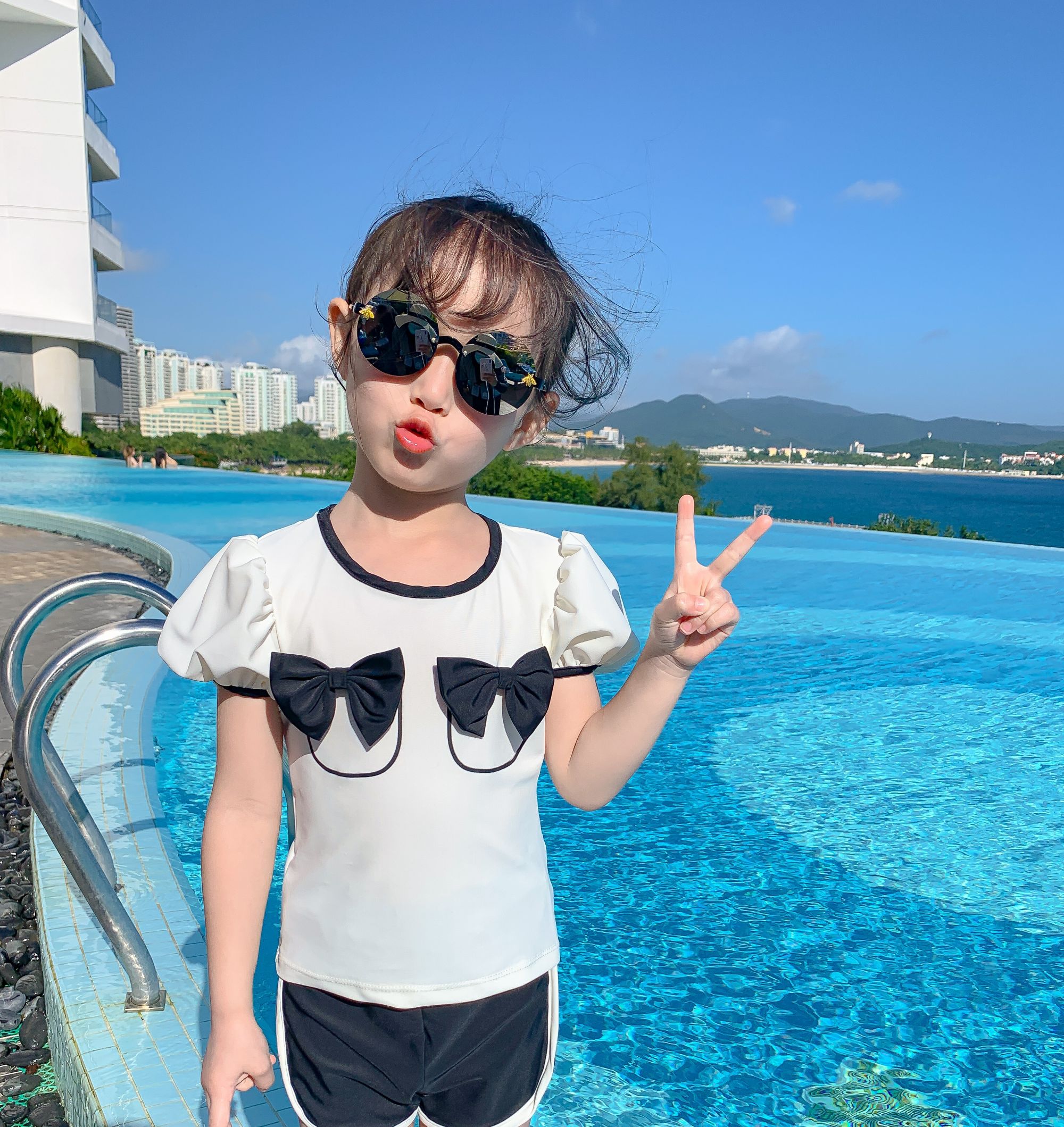 RTS Bow Decoration Girl's Two-piece Swimsuit Children Fashion Swimsuits Girls' Short Sleeve Swimwear