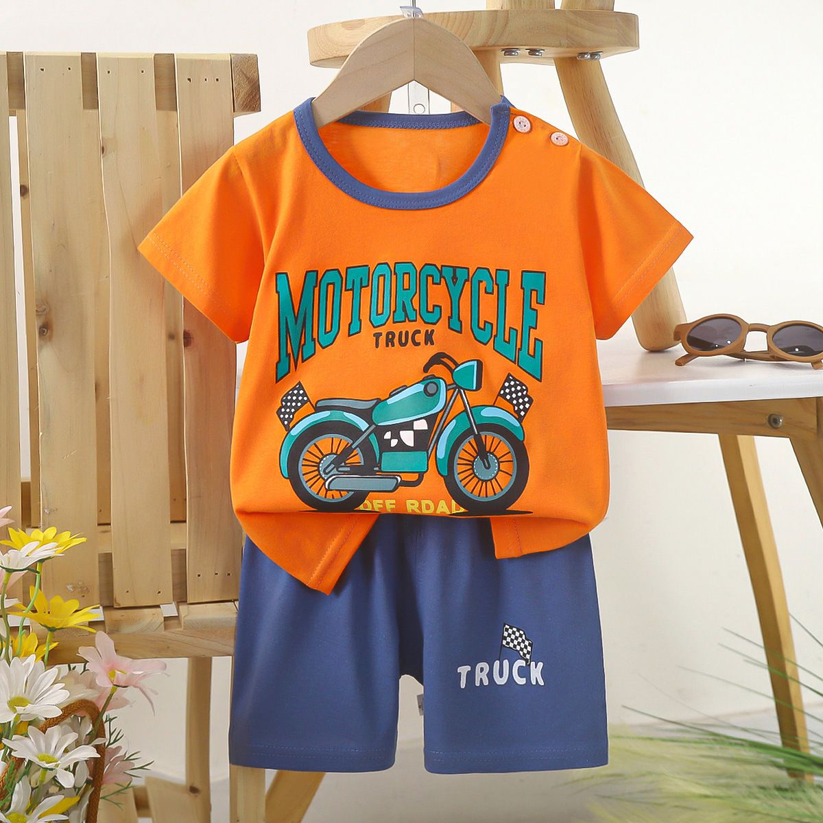 Unisex Toddler Cartoon Print T-Shirt & Shorts Set - Cute Animal Graphic Outfits for Boys and Girls