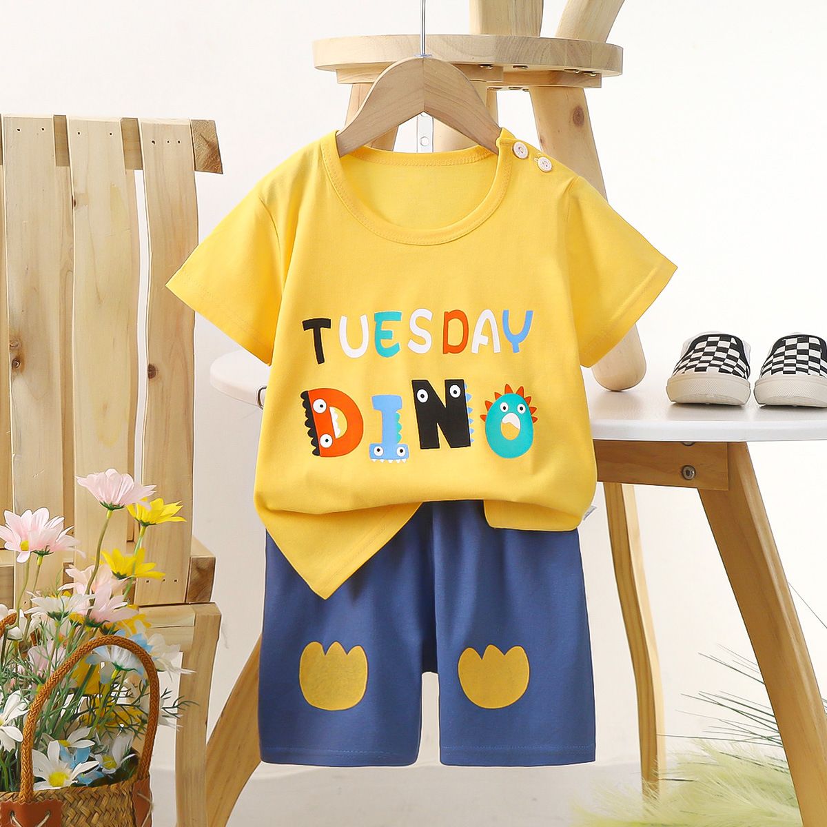 Unisex Toddler Cartoon Print T-Shirt & Shorts Set - Cute Animal Graphic Outfits for Boys and Girls