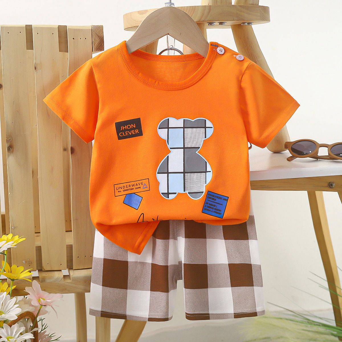 Unisex Toddler Cartoon Print T-Shirt & Shorts Set - Cute Animal Graphic Outfits for Boys and Girls