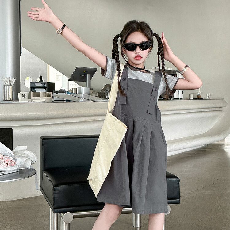 Teen Girls' Casual Gray Suspender Dress - Adjustable Strap Pinafore with Short-Sleeve T-Shirt