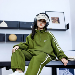 Comfortable and stylish long-sleeved pullover sweatshirt plush hoodie suit suitable for casual wear in autumn and winter 17