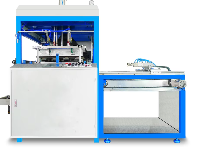 PLC Control PC Vacuum Forming Machine is Used for Daily Gift Decoration ...