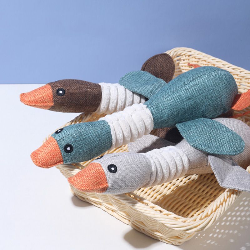 Linen Squeaky Pet Toy Durable Goose Design with Natural Fabric Perfect for Chewing and Playing