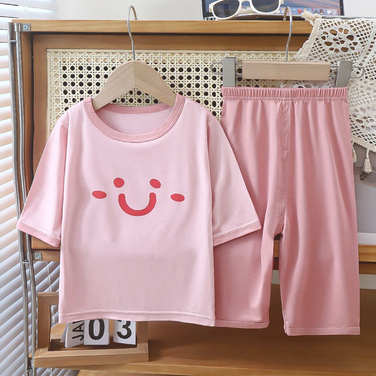 Kids' Summer Cartoon Print T-Shirt and Shorts Set - Cute Casual Outfits for Boys and Girls in Multiple Colors