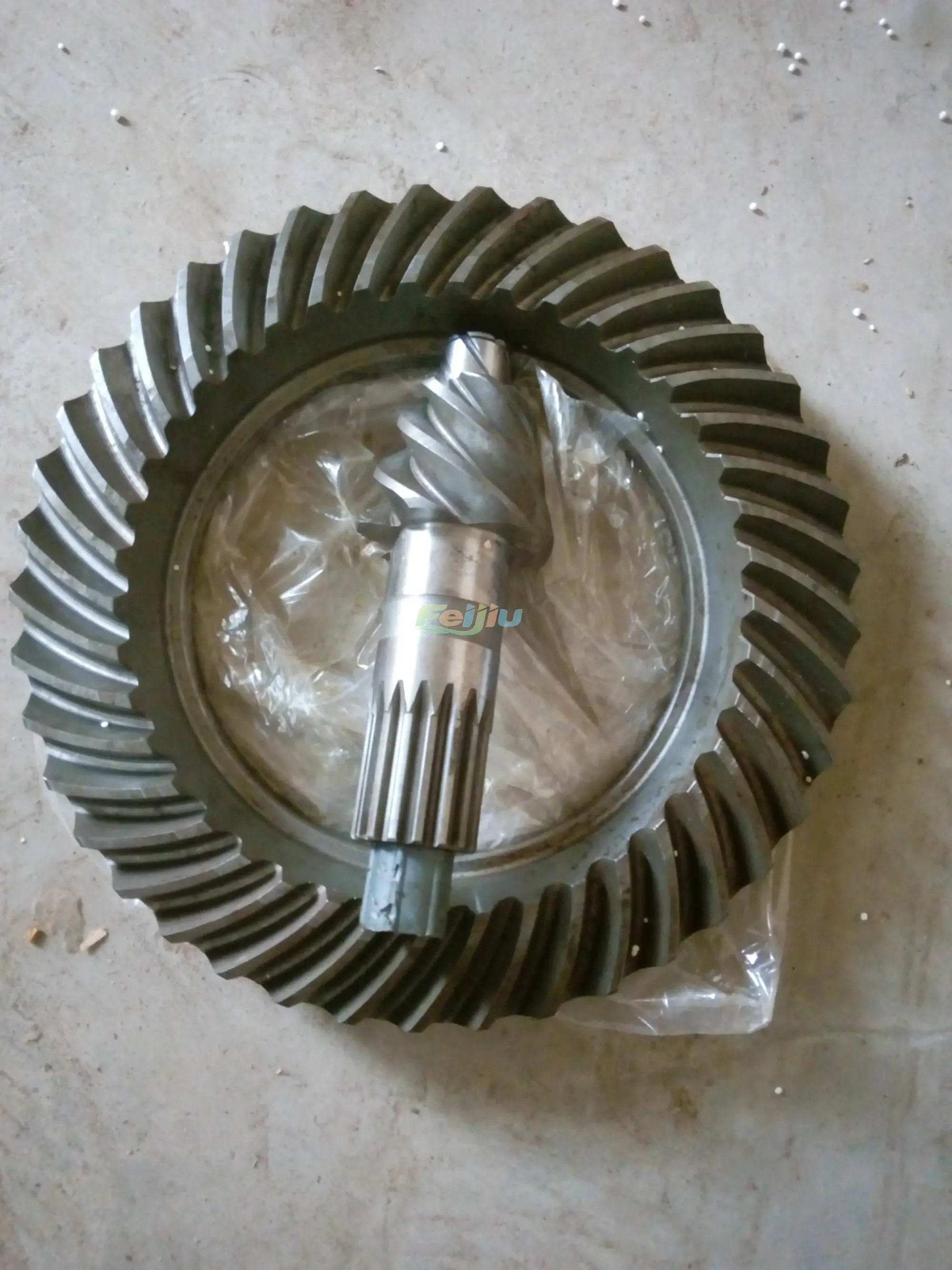 SPIRAL BEVEL GEAR