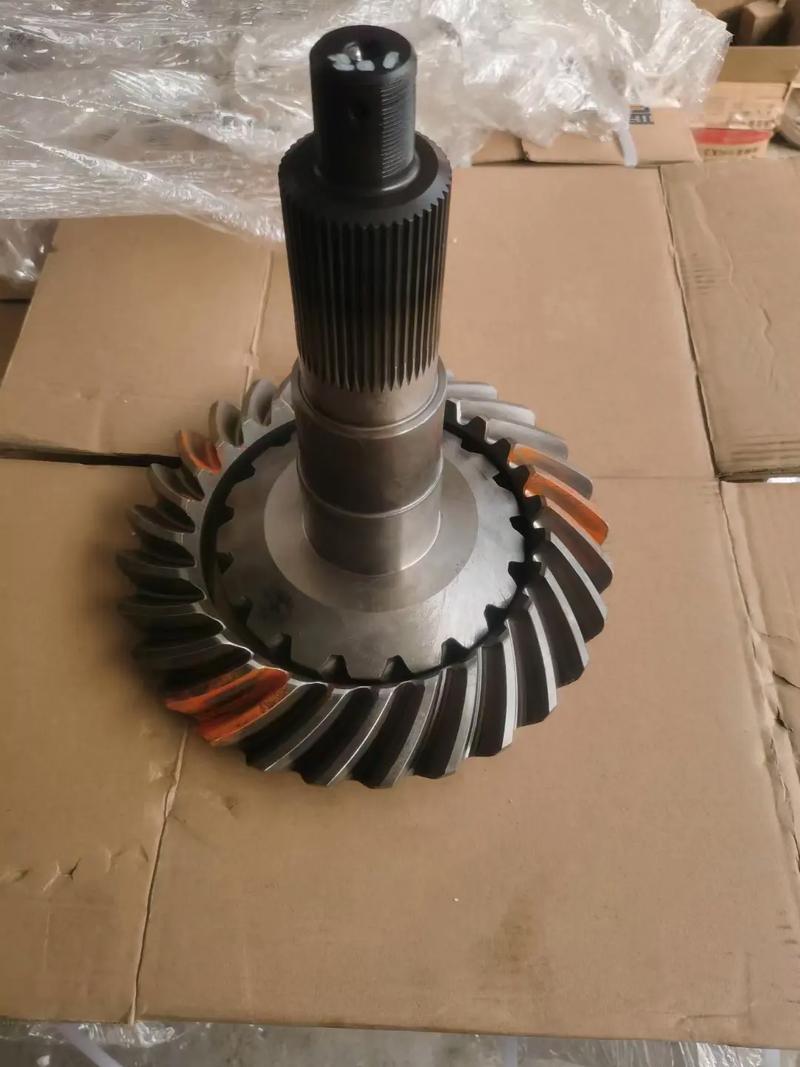 MESSANGER BUS CROWN WHEEL PINION