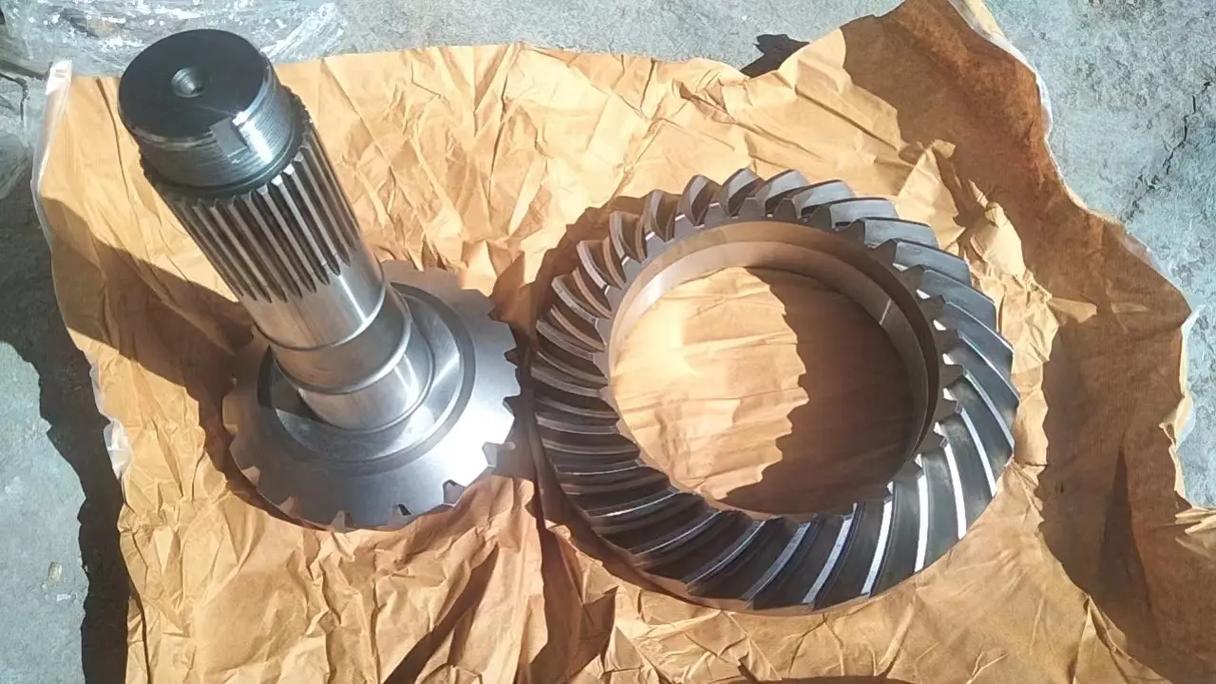 AUTOMOBILE AXLE REDUCER HYPOID SPIRAL BEVEL GEAR