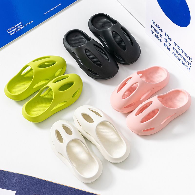 bathroom soft anti-slip beach slippers for ladies men footwear christmas slippers