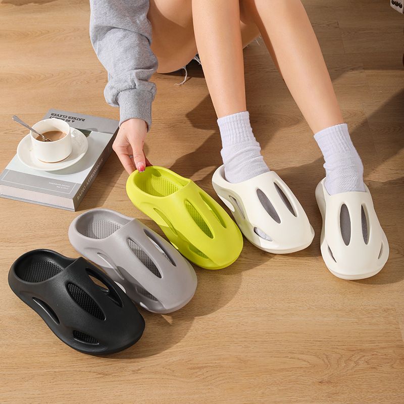 bathroom soft anti-slip beach slippers for ladies men footwear christmas slippers