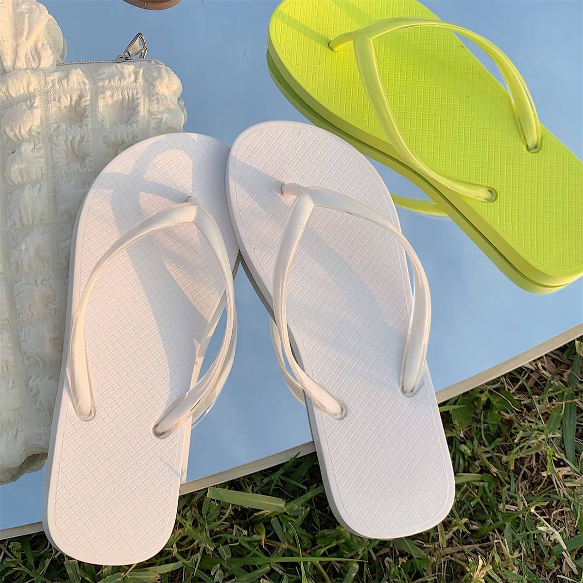 Delivery Fast Summer Slip on Beach Thong Soft Comfortable PVC Flip Flops Summer Beach Flip-Flops For Women