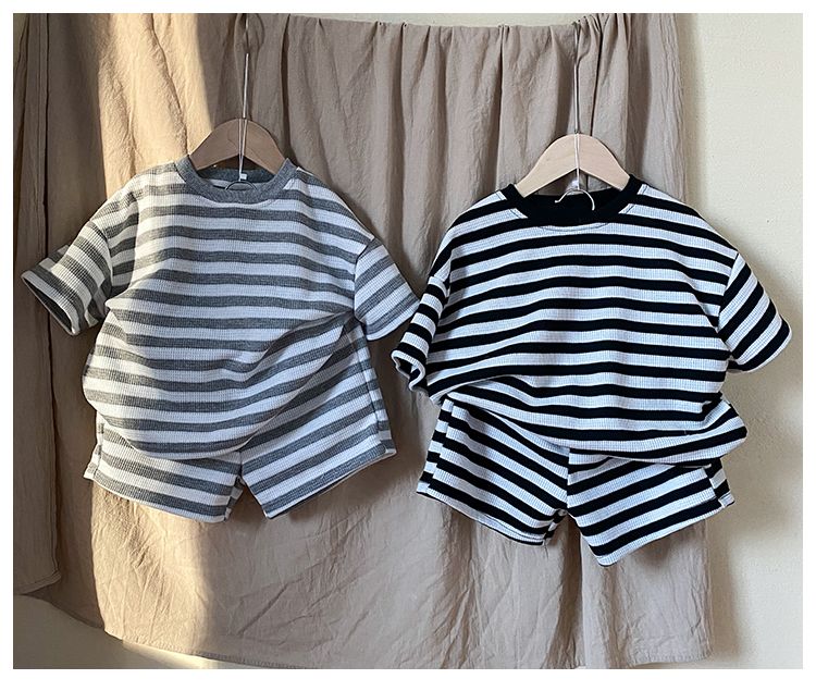 Children's summer sports suit, girls' stylish striped new summer casual boys' short sleeved baby clothes