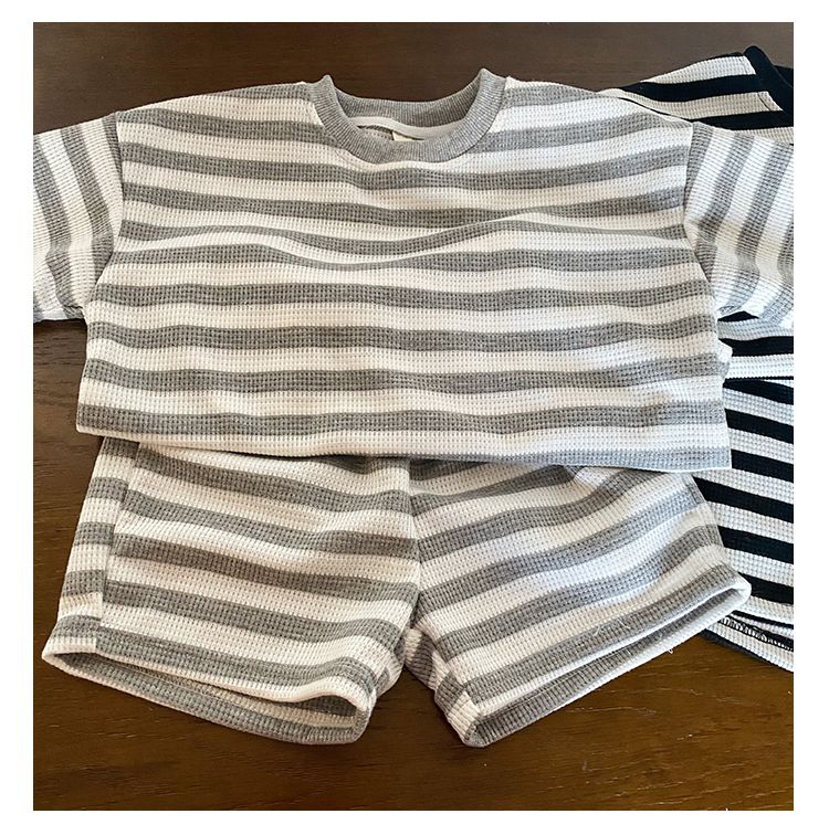 Children's summer sports suit, girls' stylish striped new summer casual boys' short sleeved baby clothes