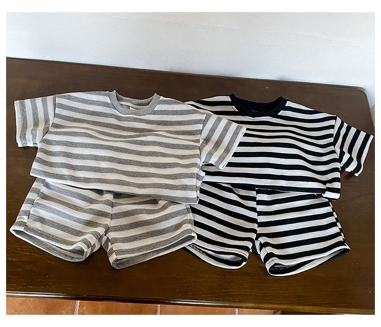 Children's summer sports suit, girls' stylish striped new summer casual boys' short sleeved baby clothes