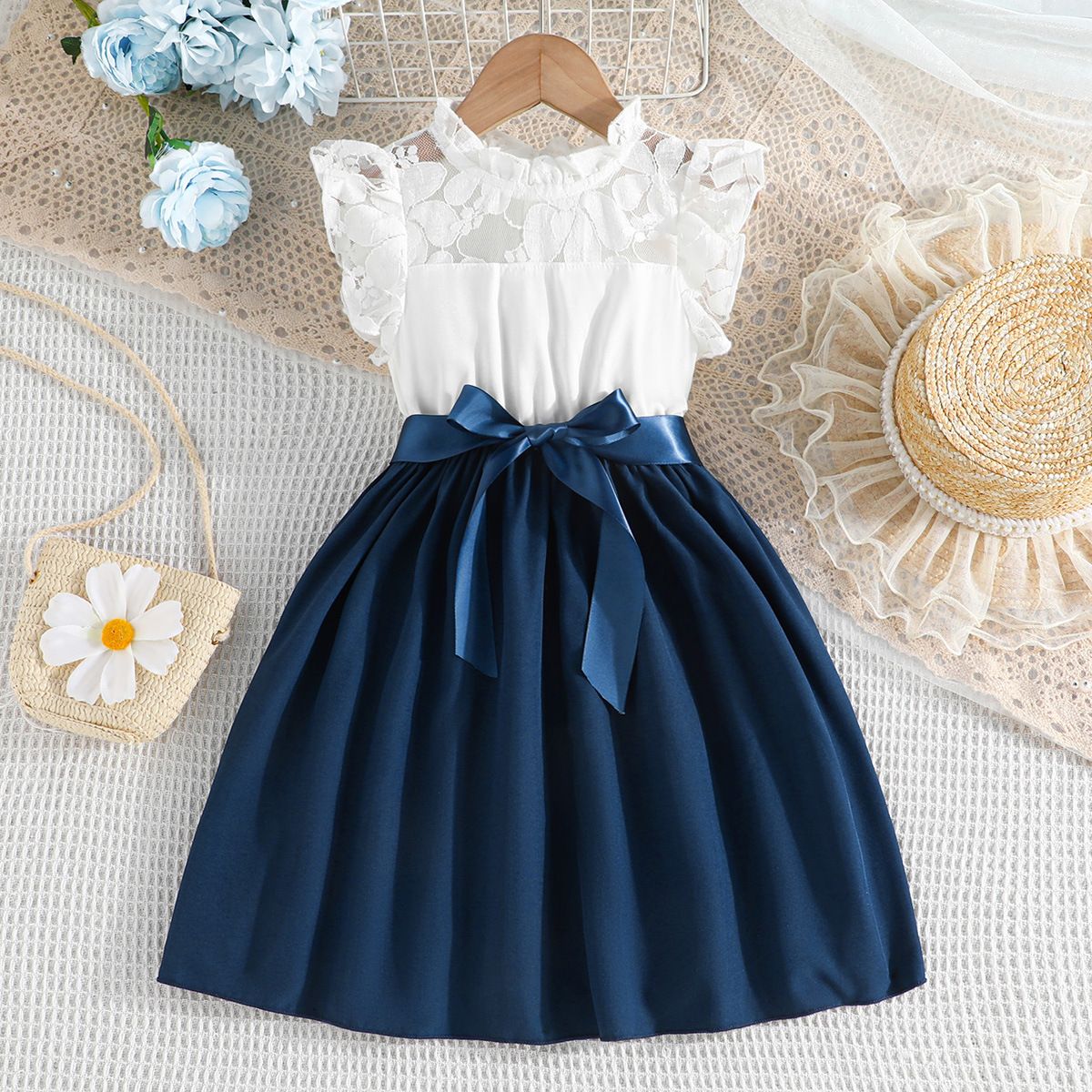 Summer New Girls' Lace Splicing Princess Dress, Color Block Dress with Ribbon Waist Belt