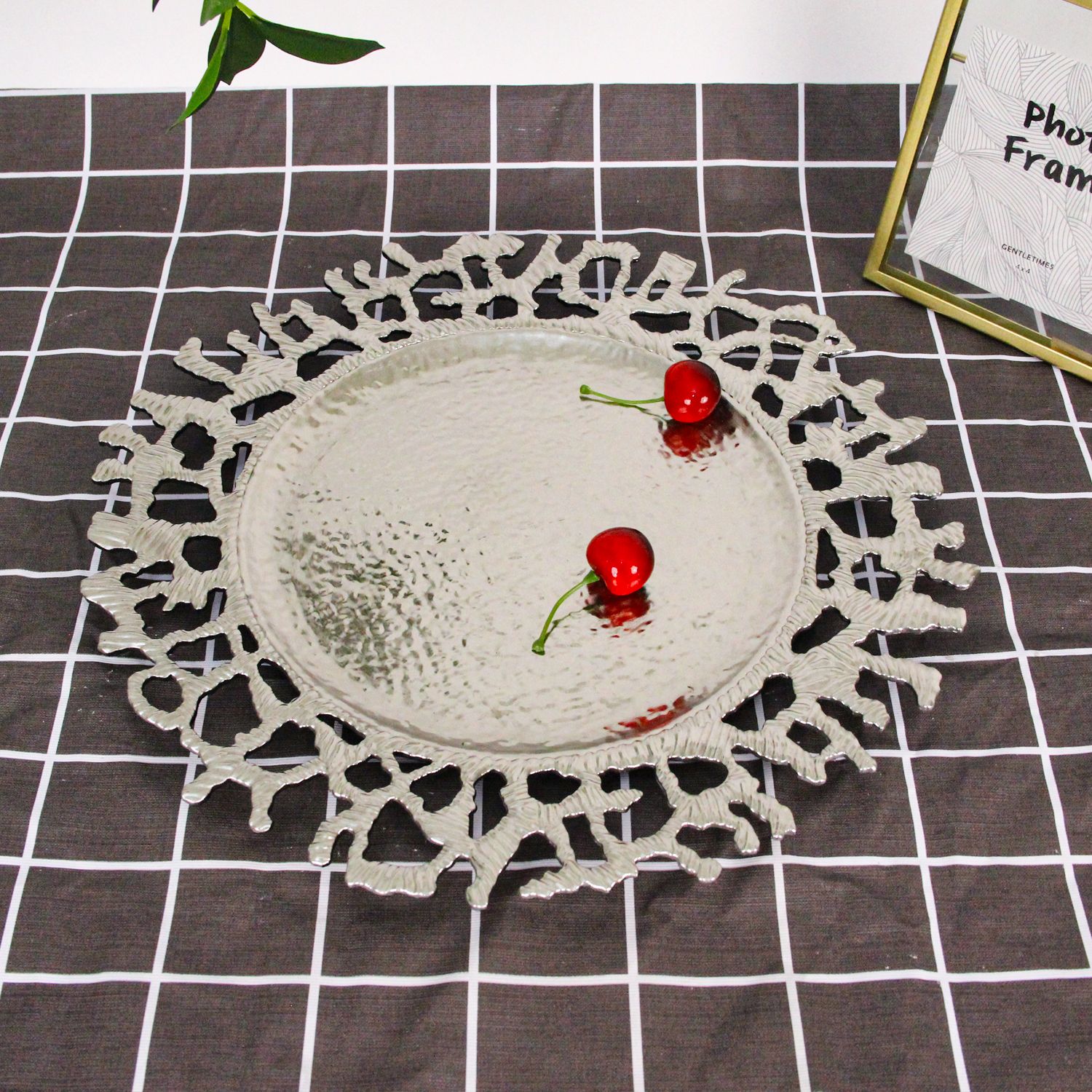 Custom Modern Luxury Gold Argyle Plastic Charger Tray Wedding Banquet Table Decoration Charger Plate