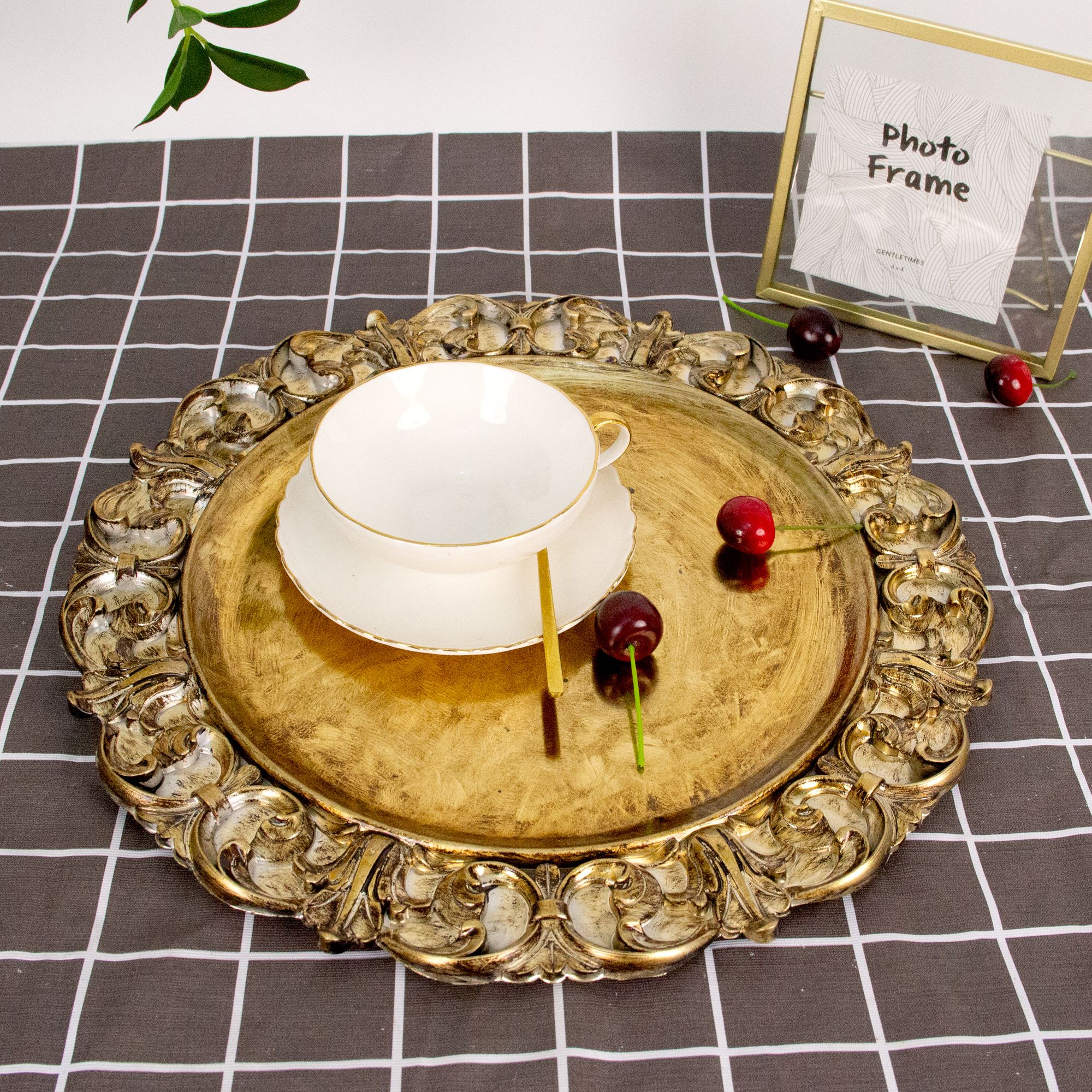 Custom Luxury Silver Irregular Pattern Plastic Charger Tray Wedding Banquet Table Decoration Charger Plate